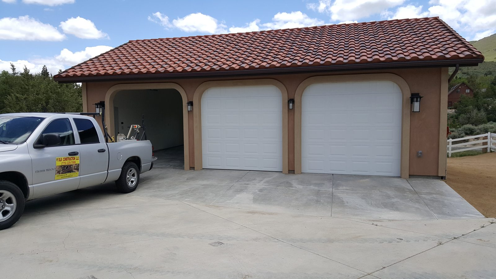 Finished garage with DLR Construction truck, Mayberry area
